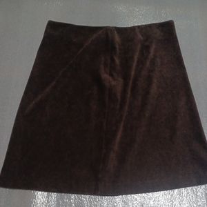 Logic Suede Pencil Skirt See Description Size 10 made in usa 97% polyester. Cond